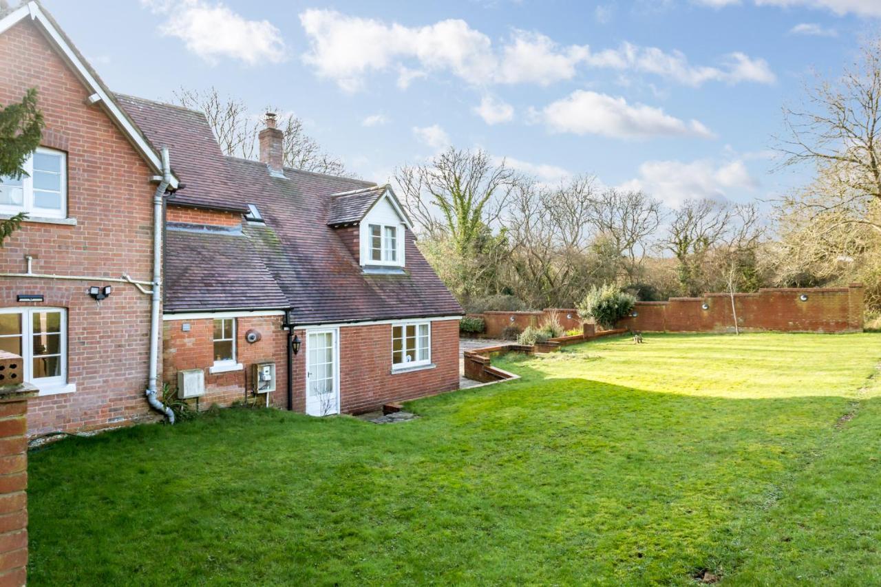 Yards Brake On 40 Acres Of Private Land Villa Langton Matravers Exteriör bild