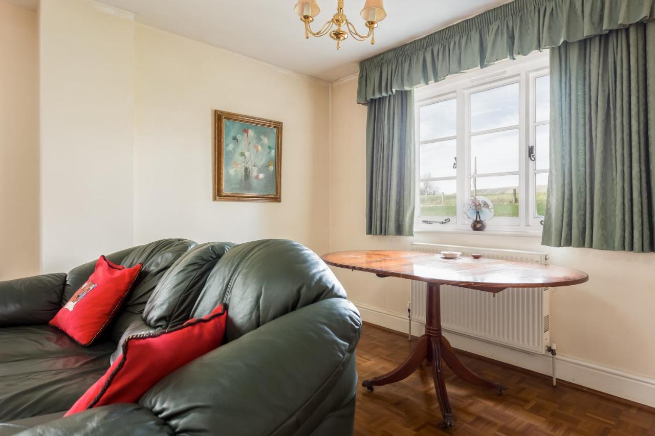 Yards Brake On 40 Acres Of Private Land Villa Langton Matravers Exteriör bild